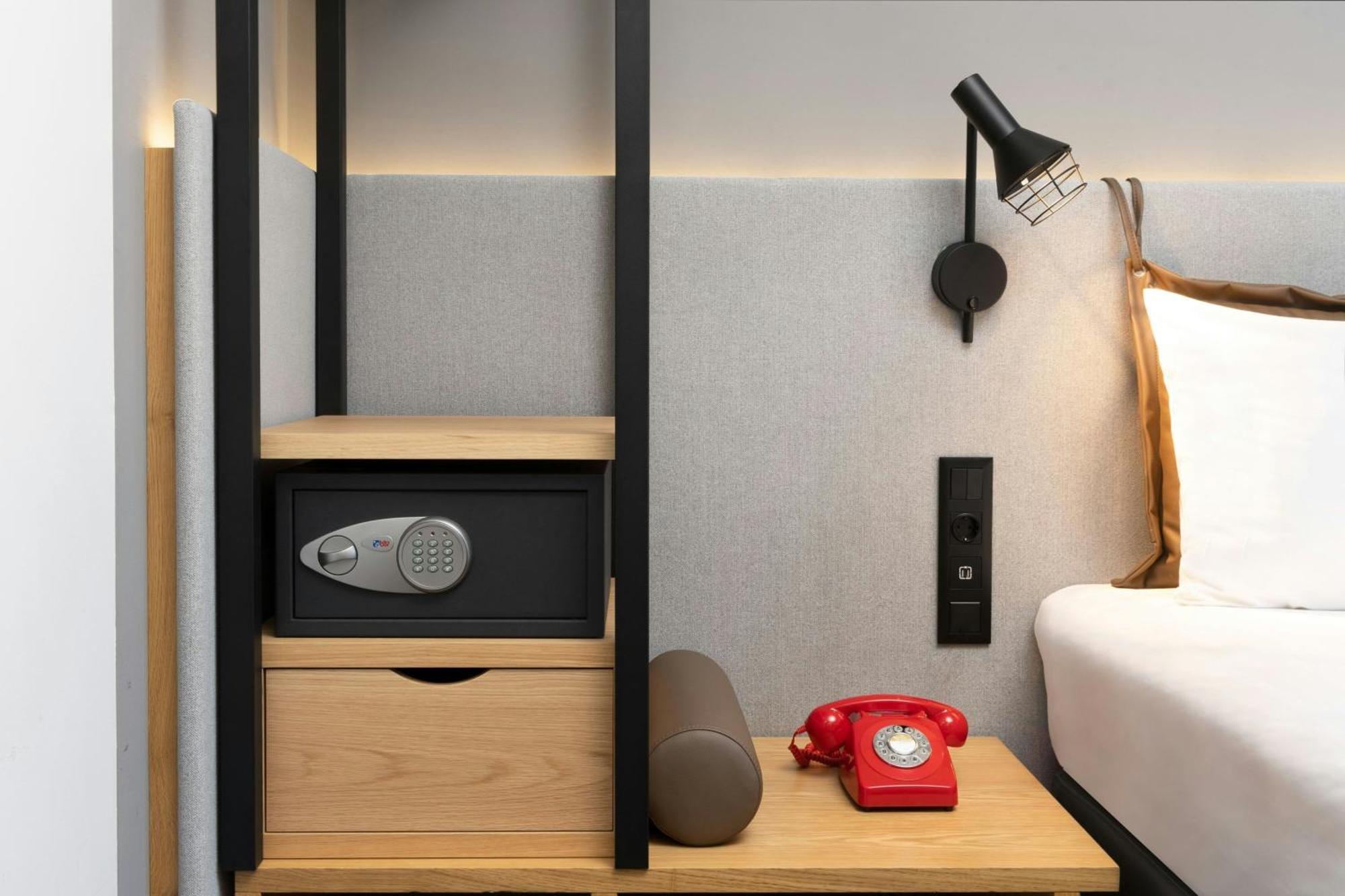 Moxy Lisbon City Kültér fotó